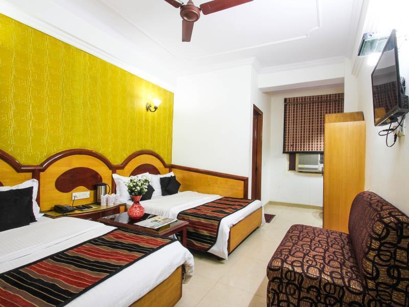 Paharganj Hotel Pallvi Palace "A Well Hygiene Place" מראה חיצוני תמונה